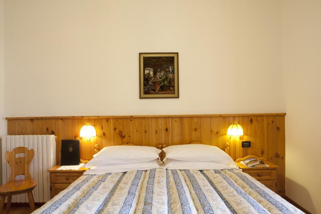 Hotel Bellaria - Cortina dʼAmpezzo Pokój zdjęcie