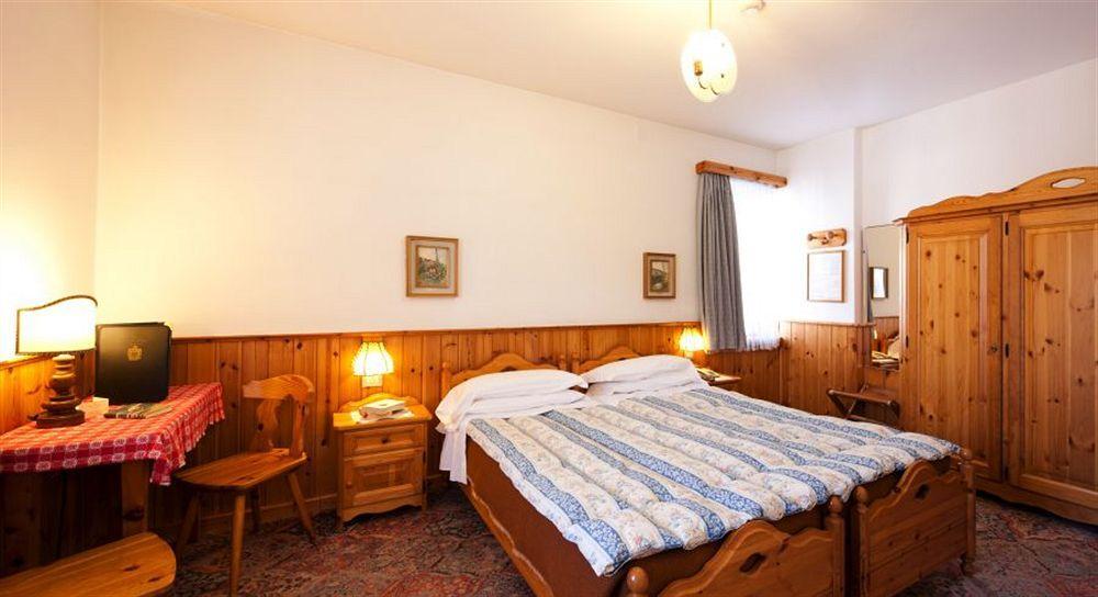 Hotel Bellaria - Cortina dʼAmpezzo Zewnętrze zdjęcie